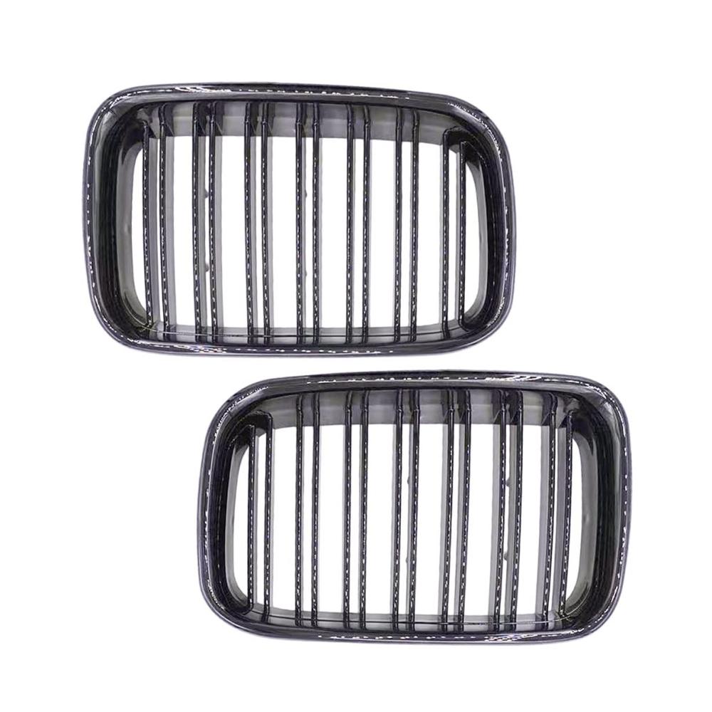 Entdecken Sie Stil und Qualität 2er Set Glänzend Schwarz Front- & Kühlergrille mit Dual Slat Linien für BMW 3er E36 1992-1996. Erneuern Sie den Look Ihres Autos mit diesem hochwertigen Front Hood Grill. Perfekte Passform und zeitloses Design für echte Fahrzeugliebhaber. Upgrade jetzt und verleihen Sie Ihrem BMW einen beeindruckenden Look