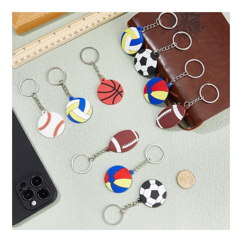 24er Pack Sport Schlüsselanhänger Set - Fußball Volleyball Basketball | Kunststoff Anhänger für Taschen | Ideales Geschenk für Sportfans | Robuste Qualität 3.8x9.85cm