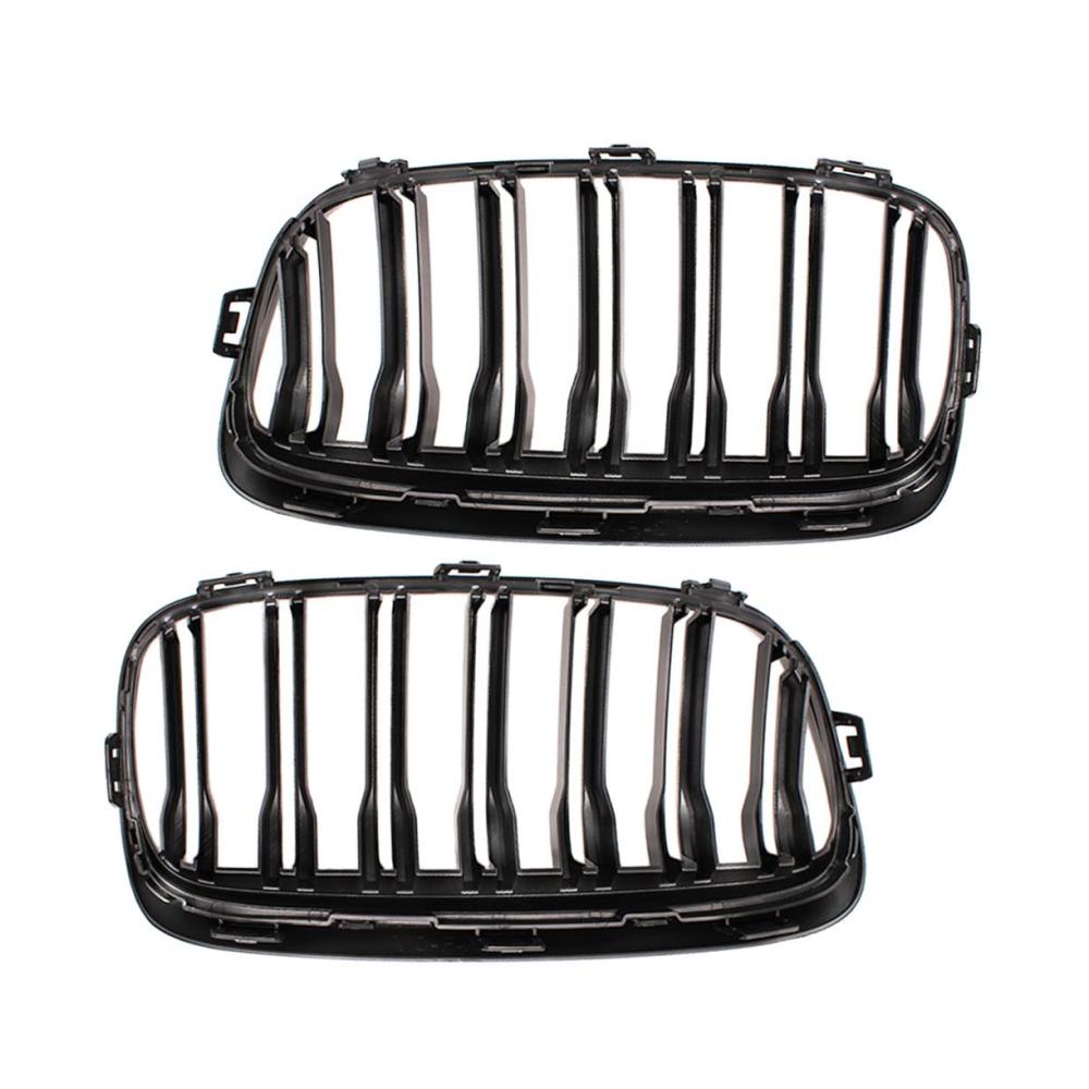 Entdecken Sie Stil und Qualität Hochglanzschwarz Doppellamellen Frontstoßstangengrill-Set für BMW 2er F45 Active Tourer & 2er F46 Gran Tourer Vorfacelift. Verleihen Sie Ihrem Fahrzeug einen einzigartigen Look mit diesen 2-teiligen Frontgrill Mesh. Exklusives Design für BMW-Enthusiasten. Perfekte Passform und einfache Installation. Verbessern Sie die Ästhetik Ihres Fahrzeugs und setzen Sie ein Statement auf der Straße. Hergestellt aus hochwertigem Material für Langlebigkeit und Eleganz. Geben Sie Ihrem BMW den Look den er verdient. Bestellen Sie jetzt und erleben Sie die Fusion von Stil und Funktionalität