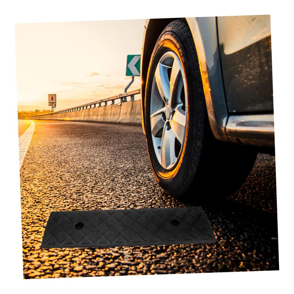 Erleichtern Sie die Einfahrt! 2St Laderampen Bordsteinrampen für Rollstuhlfahrer Autos Motorräder und mehr. Gummierte Auffahrrampen für einfaches Überwinden von Bordsteinen und Schuppen. Ideal für LKW und Rollstühle. Verbessern Sie die Zugänglichkeit jetzt