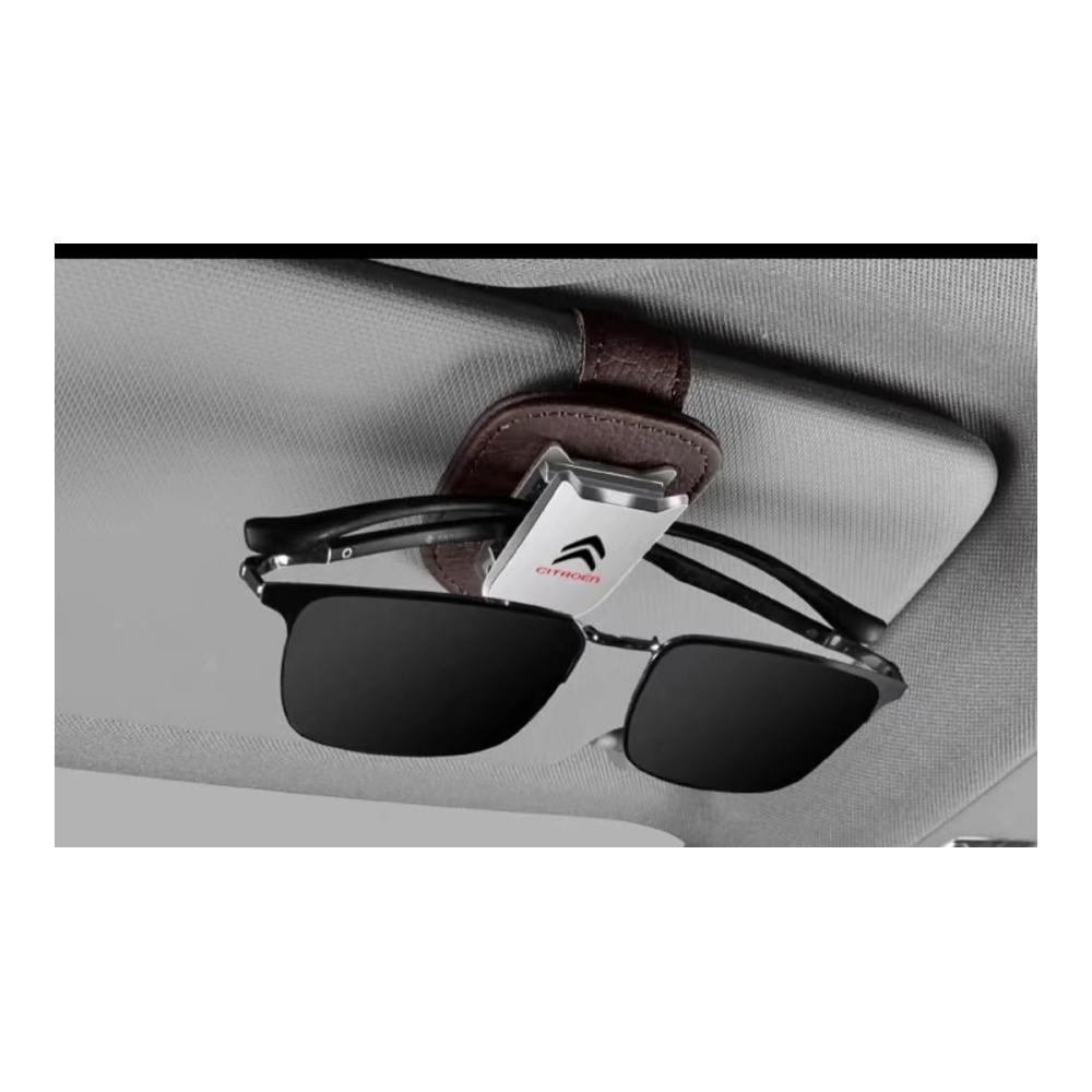 Schützen Sie Ihre Brille stilvoll! Hochwertiges Brillenetui für Auto-Sonnenblenden passend für Citroen e-Mehari 2016-2023. Leder & Aluminiumlegierung mit Emblem-Logo. Autozubehör-Essential