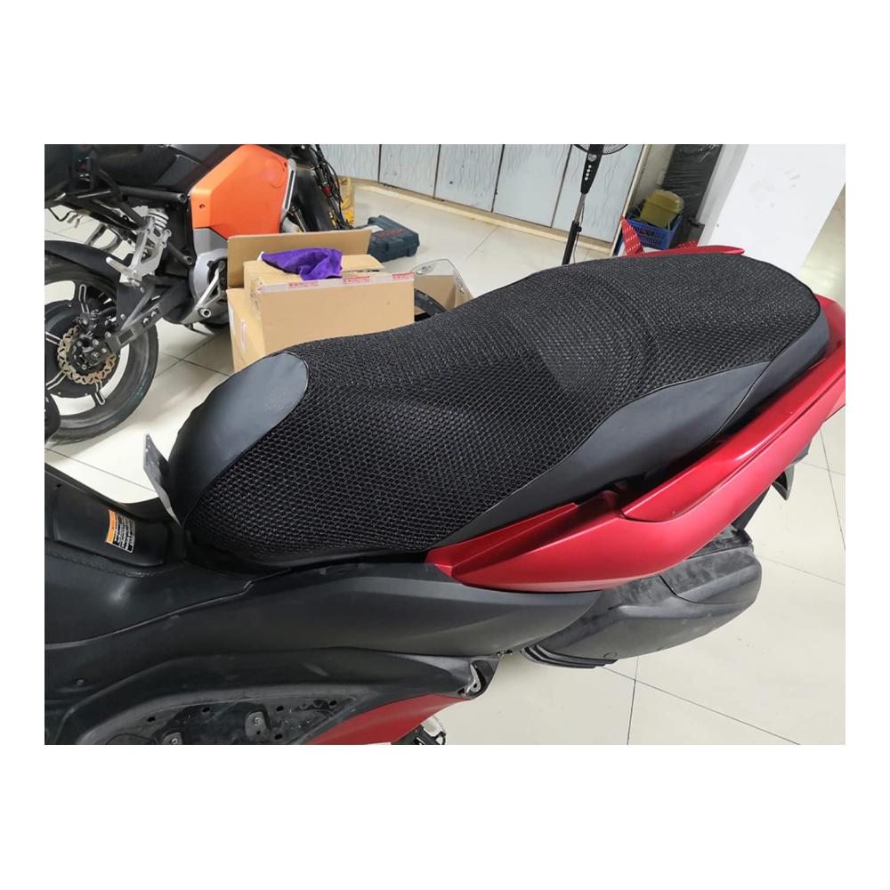Premium Sitzbezüge für Yamaha XMAX Serie | Atmungsaktive Mesh-Designs für maximalen Komfort | Passgenau und strapazierfähig | Ideales Zubehör für Ihren Motorrad-Sattel