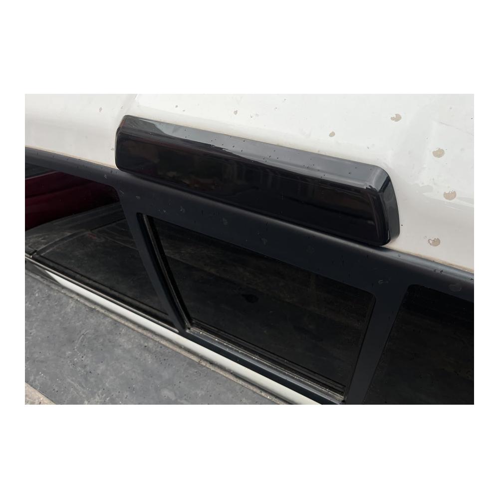 Rauchig Schwarze DIY Aufkleber Abdeckung für Zusatzbremsleuchten der Hinteren Mitte - Perfektes Tuning Zubehör für F150 Raptor 2009-2014! Personalisiere deinen Look jetzt